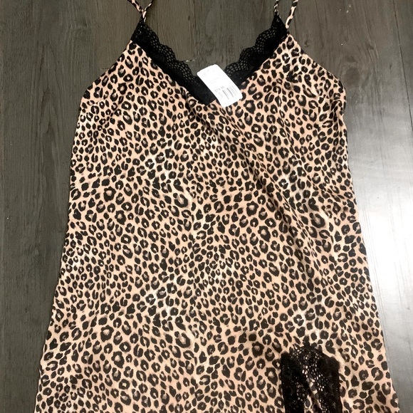 Silk shirt with front slit - Picture 1 of 1